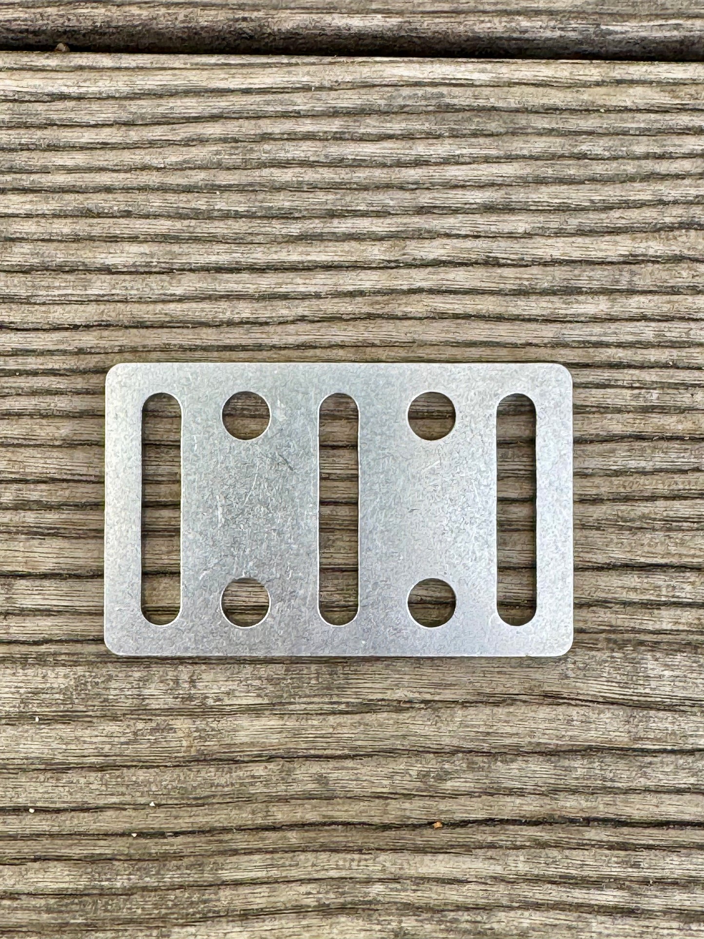 cargo domino