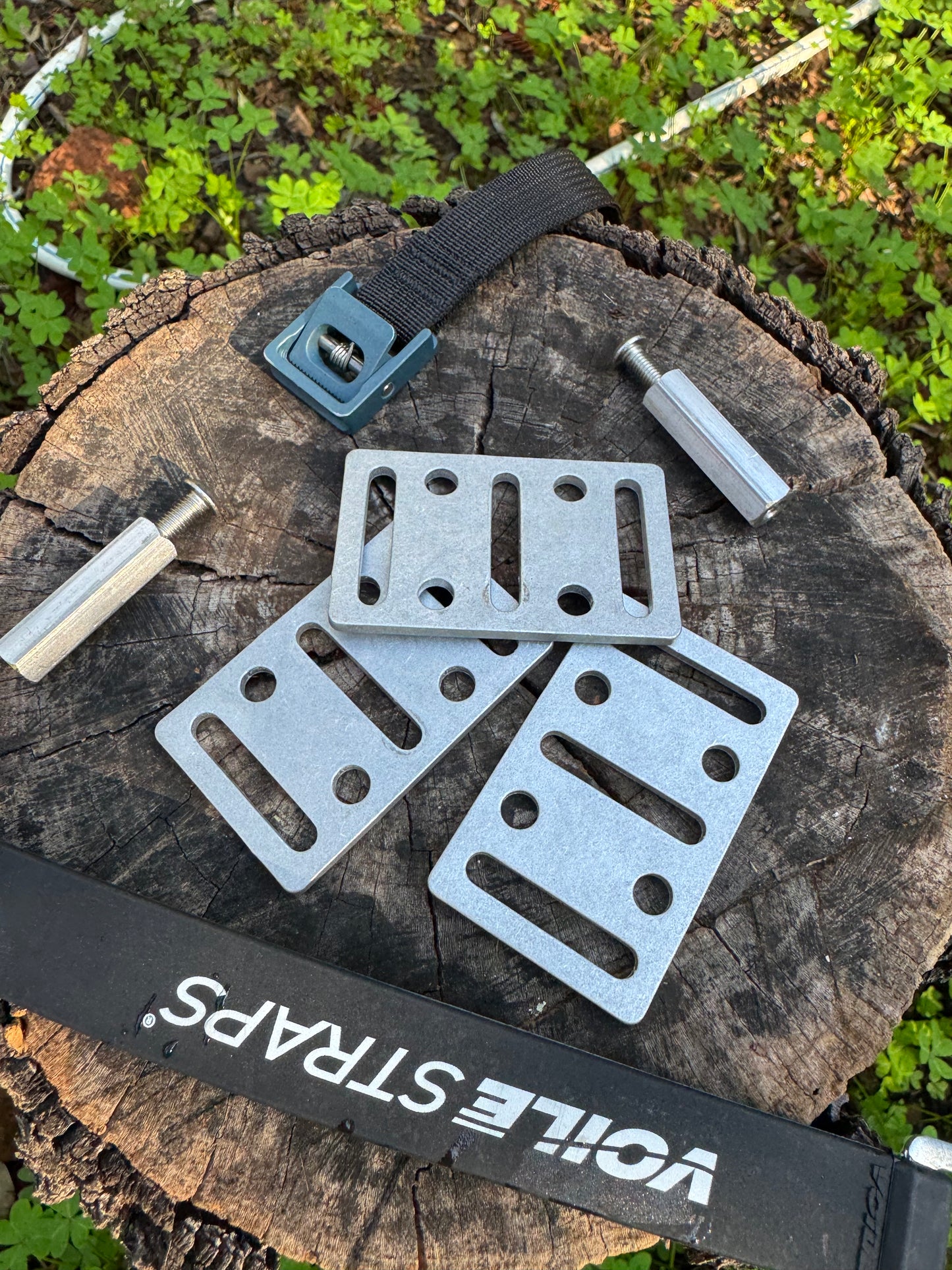 cargo domino